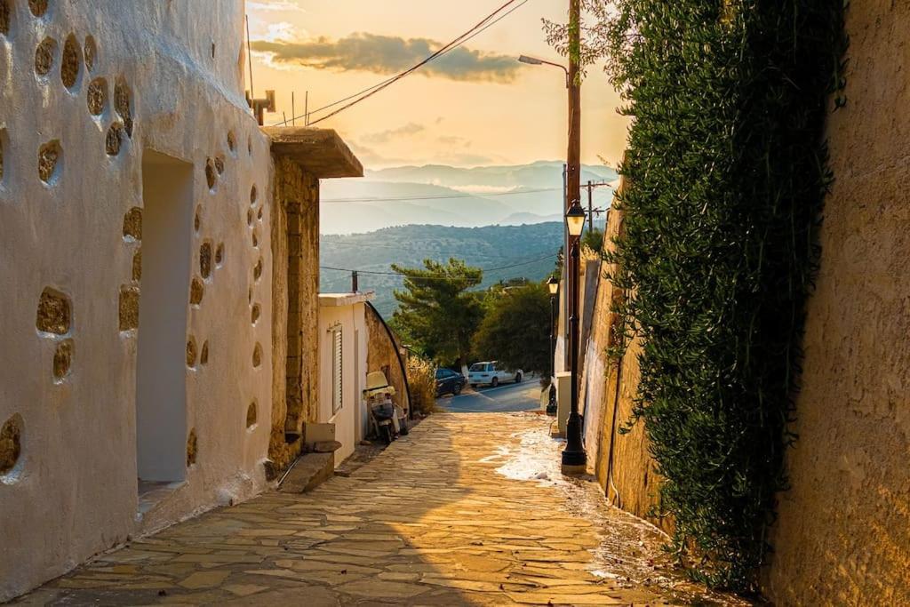 Maciliavilla. Ierapetra  Bagian luar foto